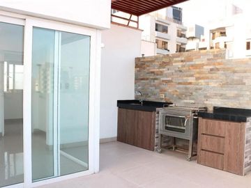 VENDO TRIPLEX ESTRENO DE 191M2 + 2 ESTACIONAMIENTOS EN URB. SANTA CRUZ / MIRAFLORES