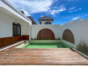 2 Bedroom Tropical Family Villa in Nusa Dua Bali for Yearly Rent