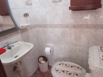 VENDO CASA FRENTE A PARQUE en San Juan de Miraflores