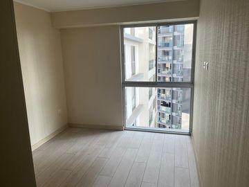 VENDO LINDO DPTO DE ESTRENO DE 3DORM DE ESTRENO CERCA AL CAMPO DE MARTE