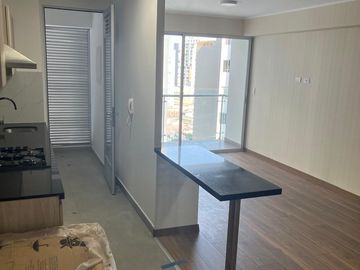 VENDO LINDO DPTO DE ESTRENO DE 3DORM DE ESTRENO CERCA AL CAMPO DE MARTE