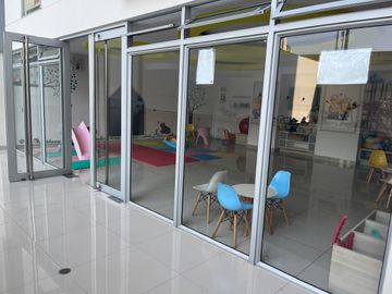 VENDO LINDO DPTO DE ESTRENO DE 3DORM DE ESTRENO CERCA AL CAMPO DE MARTE