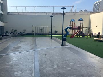 VENDO LINDO DPTO DE ESTRENO DE 3DORM DE ESTRENO CERCA AL CAMPO DE MARTE