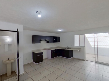 CASA EN VENTA EN CAMPO REAL, ZAPOPAN