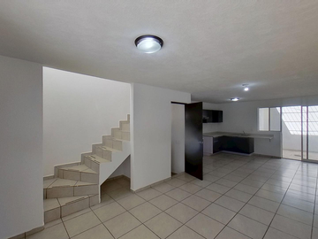 CASA EN VENTA EN CAMPO REAL, ZAPOPAN
