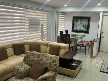 VENDO BONITO Y AMPLIO APARTAMENTO EN CIUDAD SALITRE, BOGOTA