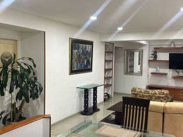 VENDO BONITO Y AMPLIO APARTAMENTO EN CIUDAD SALITRE, BOGOTA