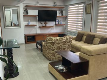 VENDO BONITO Y AMPLIO APARTAMENTO EN CIUDAD SALITRE, BOGOTA
