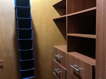 VENDO BONITO Y AMPLIO APARTAMENTO EN CIUDAD SALITRE, BOGOTA
