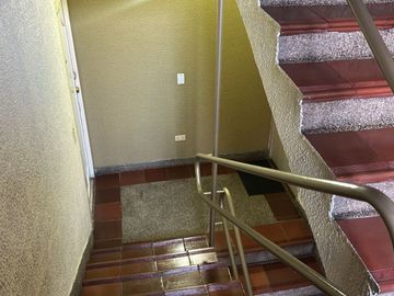VENDO BONITO Y AMPLIO APARTAMENTO EN CIUDAD SALITRE, BOGOTA