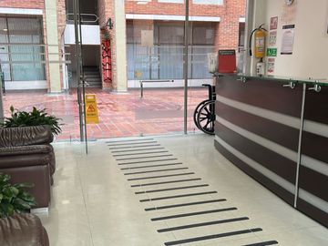 VENDO BONITO Y AMPLIO APARTAMENTO EN CIUDAD SALITRE, BOGOTA