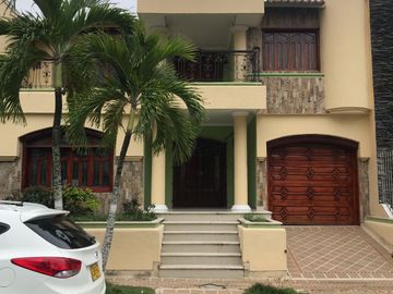 SE VENDE CASA ENBARRIO LA TOSCANA - SINCELEJO