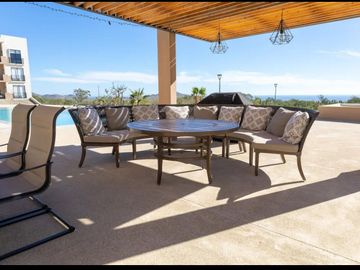 CONDO en VENTA en Maralta – Elegancia y Vistas Incomparables al Mar