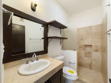 CONDO EN VENTA: Vive el Estilo de Vida que Mereces en Ventanas de Cortés