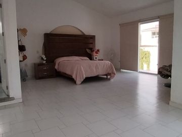 VENTA E CASA DE 2 NIVELES EN FRACC. AMATES DE OAXTEPEC