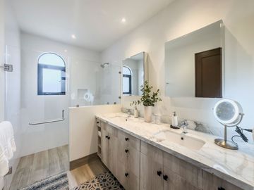 Atractivo CONDO en la exclusiva comunidad de MAVILA Los Cabos