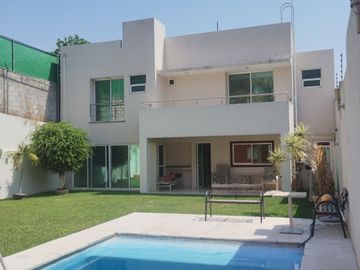 Excelente casa descanso o de fin de semana con un clima templado los 365 dias del año