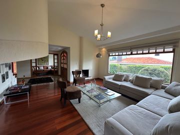 CASA DE VENTA TUMBACO CERCA HILACRIL