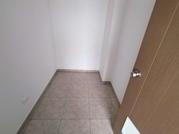 Surquillo BARRIO MÉDICO - Dúplex Penthouse de 3dorm + 1cochera + Balcón + Terraza + Cocina Americana