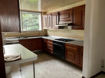 ECHEGARAY HOUSE FOR SALE