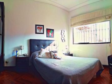 Venta de hermosa casa en San Antonio Miraflores