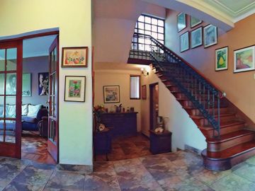 Venta de hermosa casa en San Antonio Miraflores