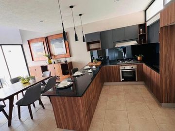 TU NUEVO HOGAR EN ALTOZANO MORELIA, MICH. EN ZONA COMERCIAL