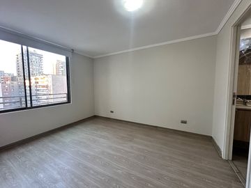 COMODO DEPTO. DE 2 DORMITORIOS 2 BAÑOAS ESTACIONAMIENTO Y BODEGA