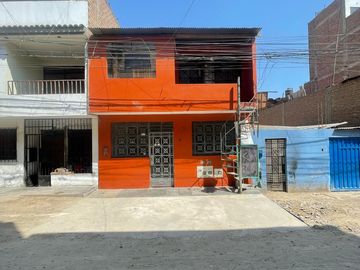VENTA DE CASA EN AV. BAYOVAR EN SJL