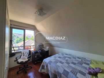 OFERTA Hermosa Casa De 5 Dormitorios Como Nueva. Fabulosa