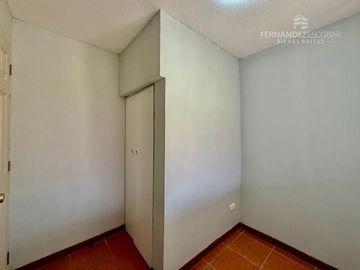LOS ANDES - VENDE CASA 4D 2B VILLA EL HORIZONTE