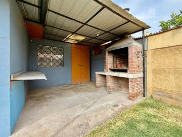 LOS ANDES - VENDE CASA 4D 2B VILLA EL HORIZONTE