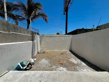 Casa con recámara en planta baja, Virgilio Uribe, Veracruz, Ver.