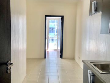 Facing City View 1-Bedroom 39sqm 29K/Month NO Downpayment Less 300k Condominium in Pasig near Tiendesitas, Ortigas, C5, Megamall, Taguig