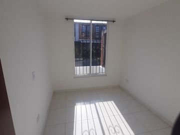 VENDO CASA DE DOS PLANTAS EN REMANSOS DE LA ITALIA