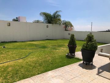 HERMOSA CASA EN LOMAS VERDES SEXTA SECCION LISTA PARA HABITAR