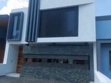 Casa en venta en Retorno Paseo de los Conejos, Bosque Monarca, Altozano
