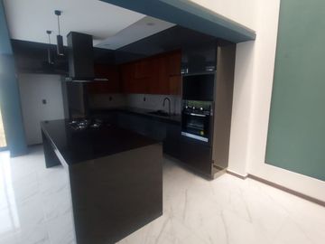 Casa en venta en Retorno Paseo de los Conejos, Bosque Monarca, Altozano