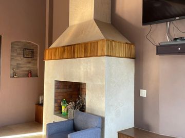 HERMOSA RESIDENCIA VIP EN PROVENZA RESIDENCIAL
