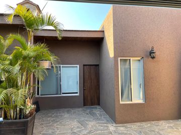 HERMOSA RESIDENCIA VIP EN PROVENZA RESIDENCIAL