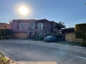 HERMOSA RESIDENCIA VIP EN PROVENZA RESIDENCIAL