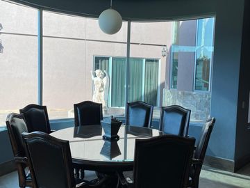 HERMOSA RESIDENCIA VIP EN PROVENZA RESIDENCIAL