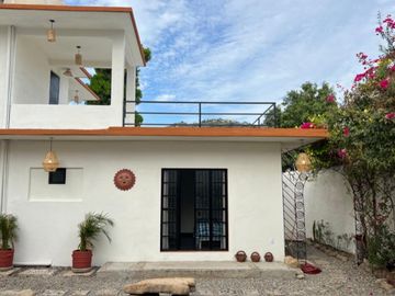 CASA VACACIONAL EN ZONA DE COSTA AZUL (precio por noche)