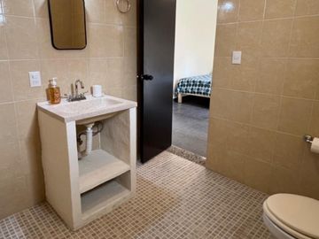CASA VACACIONAL EN ZONA DE COSTA AZUL (precio por noche)