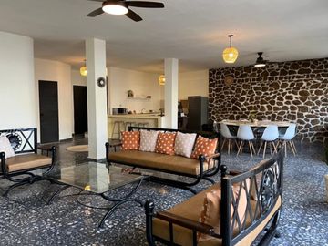 CASA VACACIONAL EN ZONA DE COSTA AZUL (precio por noche)