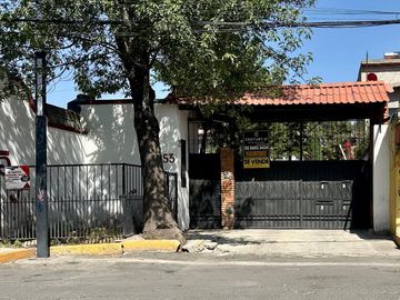 Casa en renta en Xochimilco con 4 recámaras