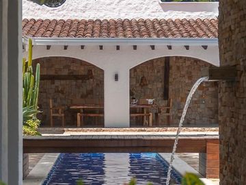 SE VENDE HERMOSA CASA  CAMPESTRE  EN ROZO