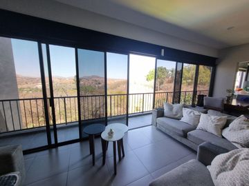 Residencia en venta en CAÑADAS, ZAPOPAN con extraordinaria vista y alberca