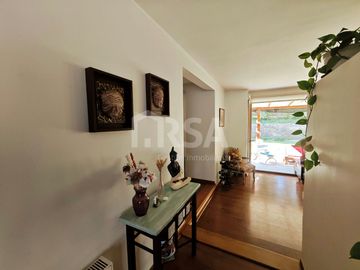 CASA 5 HABITACIONES/3 BAÑOS EN AVENIDA LAS PERDICES 4760, CONDOMNIO CERRADO, PEÑALOLÉN