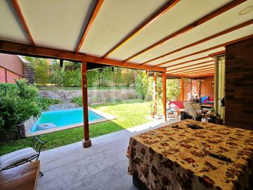 CASA 5 HABITACIONES/3 BAÑOS EN AVENIDA LAS PERDICES 4760, CONDOMNIO CERRADO, PEÑALOLÉN